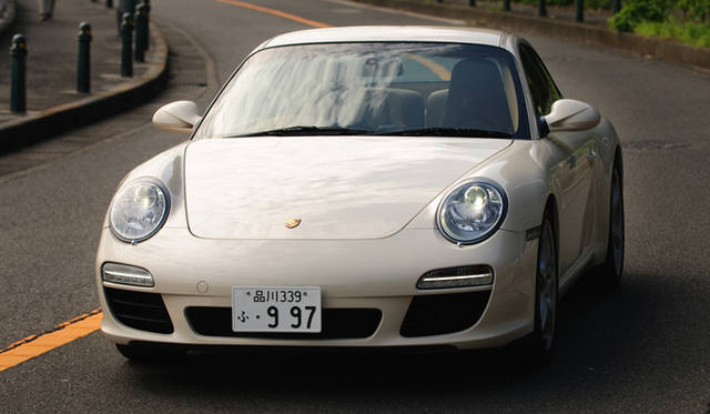 <strong>PORSCHE 911 Carrera｜ポルシェ 911 カレラ</strong>