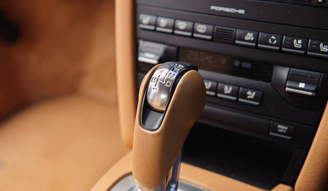 <strong>PORSCHE 911 Carrera｜ポルシェ 911 カレラ</strong>