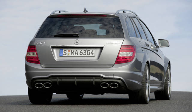 <strong>Mercedes-Benz C63 AMG｜メルセデス・ベンツC 63 AMG</strong>　Estate｜エステート
