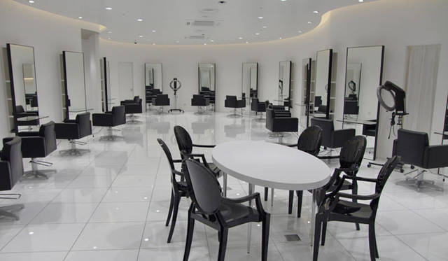 <strong> Noz｜ノズ</strong>　1階カットフロア