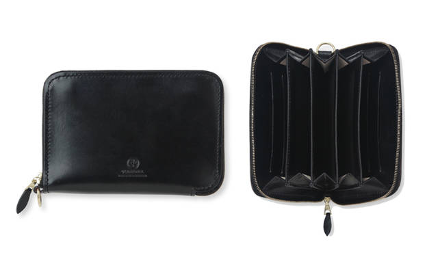 　5つのポケットとカードケースのついた容量の大きいタイプ。　ウォレット ウィズ ディバイダーズ 3万9900円