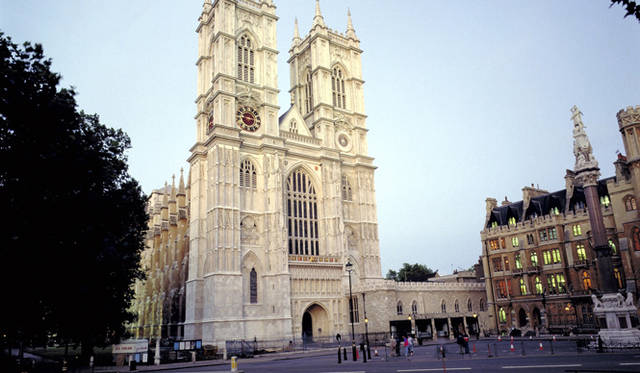 <strong>ROYAL WEDDING ROOT｜ロイヤルウェディングルート</strong>　結婚式がおこなわれるウェストミンスター寺院。　©Britainonview