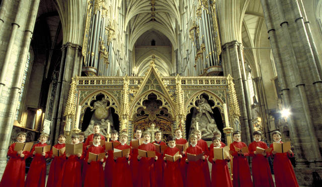 <strong>ROYAL WEDDING ROOT｜ロイヤルウェディングルート</strong>　結婚式がおこなわれるウェストミンスター寺院。　©Britainonview