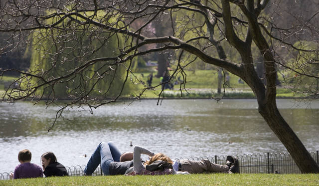 <strong>ROYAL WEDDING ROOT｜ロイヤルウェディングルート</strong>　セント・ジェームズ・パーク　©Britainonview