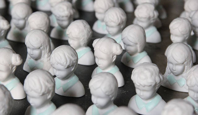 <strong>ポーラ ミュージアム アネックス｜ヴァレリオ・ベッルーティ展 -KIZUNA-</strong>　「A Single Multitude」 2010年