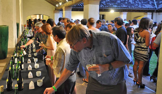 <strong>きき酒師チズコ｜日本酒ソムリエ</strong>　国際酒会が主催する日本酒イベント「Joy of Sake Honolulu」の様子