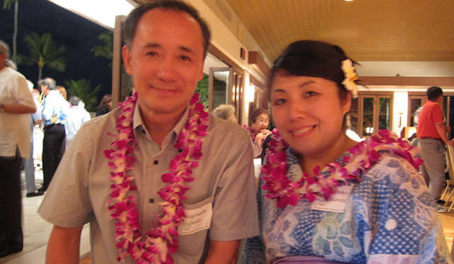 <strong>きき酒師チズコ｜日本酒ソムリエ</strong>　醸造研究所の須藤先生と一緒に