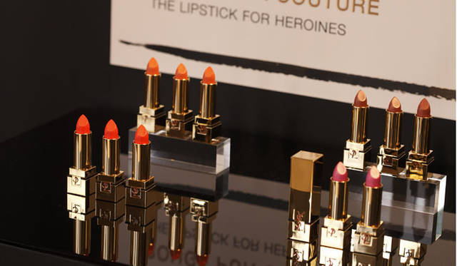 <strong>YVES SAINT LAURENT｜イヴ・サンローラン</strong>　1月に発売された「ルージュ ピュール クチュール」