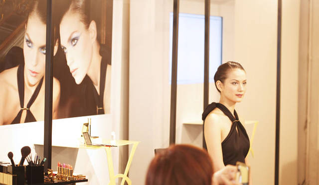 <strong>YVES SAINT LAURENT｜イヴ・サンローラン</strong>　新作プレゼンテーションの会場