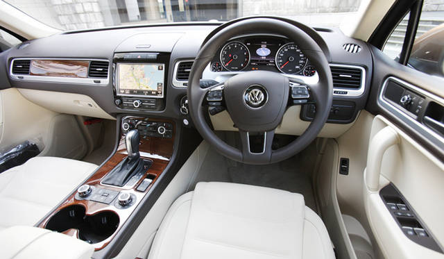 <strong>Volkswagen Touareg V6｜フォルクスワーゲン トゥアレグ V6</strong>