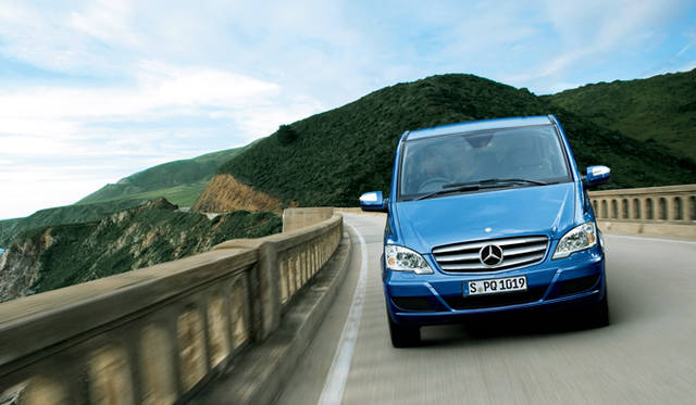 <strong>Mercedes-Benz V-Class ANBIENTE｜メルセデス・ベンツ Vクラス アンビエンテ</strong>　Vol.4 排気量 ～3.5ℓクラス　<strong>2</strong>位｜216g/km
