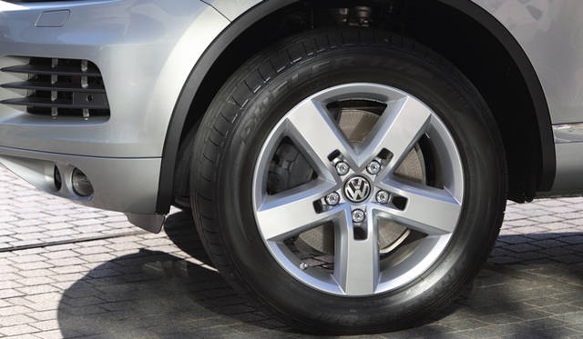 <strong>Volkswagen Touareg Hybrid｜フォルクスワーゲン トゥアレグ ハイブリッド</strong>