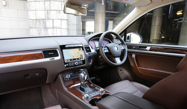 <strong>Volkswagen Touareg Hybrid｜フォルクスワーゲン トゥアレグ ハイブリッド</strong>