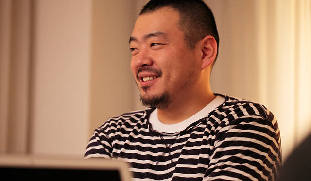 にこやかに語る源馬さん。