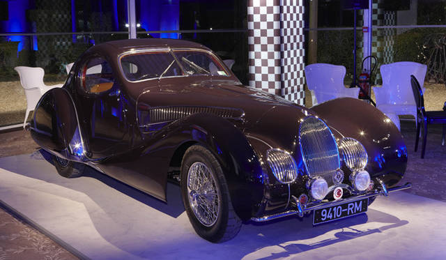 <strong>LOUIS VUITTON CLASSIC AWARDS 2010-2011｜ルイ・ヴィトン クラシック アワード2010-2011</strong>　Talbot Lago Super Sport T150C Aerodynamics Coupe｜タルボ･ラーゴスーパースポーツT150C エアロダイナミック･クーペ　（c）Louis Vuitton／Stephan Muratet