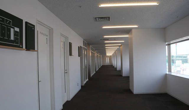 <strong>文化ファッションインキュベーション</strong>｜セミナーや講演会などの控室としても使用できるウェイティングルーム