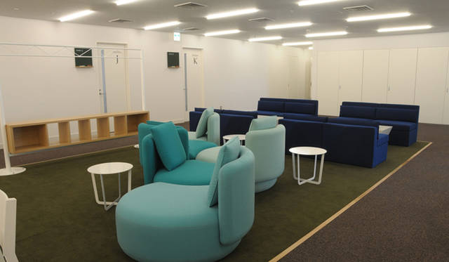 <strong>文化ファッションインキュベーション</strong>｜入居ブランドが商談・打ち合わせに使用できる共有ラウンジ