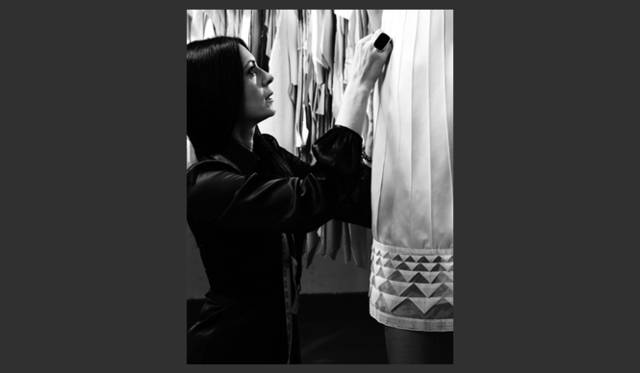 <strong>CATHERINE MALANDRINO｜キャサリン・マランドリーノのNEW YORK通信 vol.02</strong>　コレクション準備中のキャサリン・マランドリーノ。2011-12年秋冬コレクションではどんなルックを見せてくれるのか楽しみ。