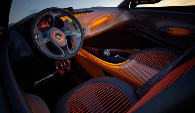 <strong>RENAULT Captur concept｜ルノー キャプチャー</strong>