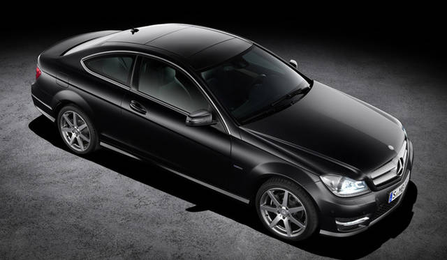 <strong>Mercedes-Benz C-Class Coupe｜メルセデス・ベンツCクラスクーペ</strong>
