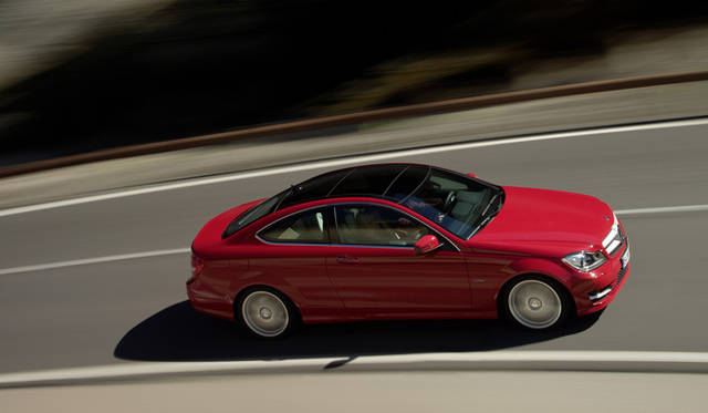 <strong>Mercedes-Benz C-Class Coupe｜メルセデス・ベンツCクラスクーペ</strong>