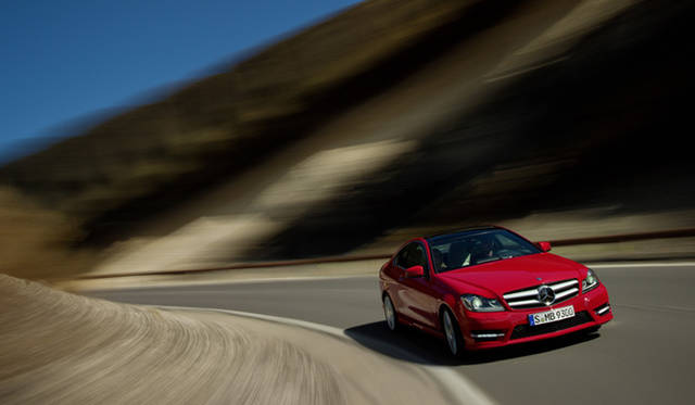 <strong>Mercedes-Benz C-Class Coupe｜メルセデス・ベンツCクラスクーペ</strong>