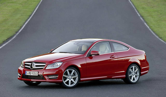 <strong>Mercedes-Benz C-Class Coupe｜メルセデス・ベンツCクラスクーペ</strong>