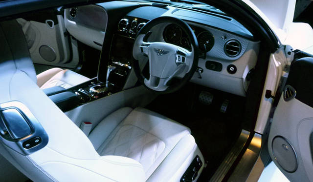 <strong>BENTLEY Continental GT Coupe｜ベントレー コンチネンタル GT クーペ</strong>