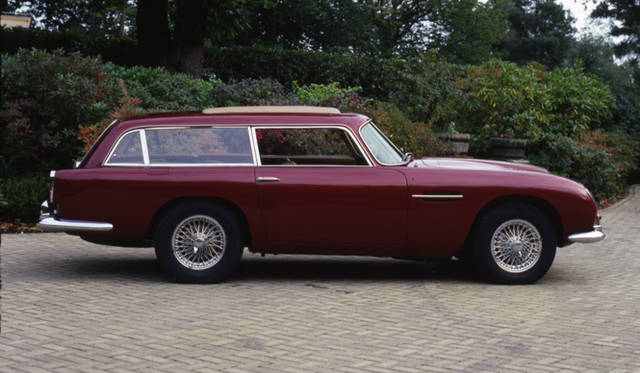 <strong>ASTON MARTIN DB5 Shooting Brake｜アストンマーティン DB5 シューティングブレイク</strong>