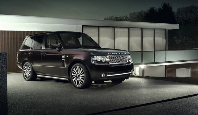 <strong>RANGE ROVER AUTOBIOGRAPHY ULTIMATE EDITION｜レンジローバー・オートバイオグラフィ・アルティメットエディション</strong>