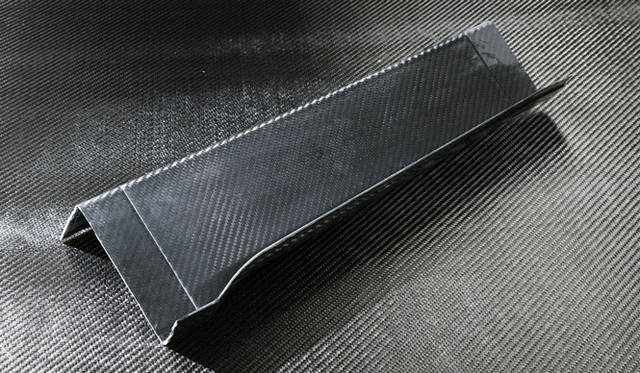 <strong>Lamborghini Aventador｜ランボルギーニ アヴェンタドール</strong>