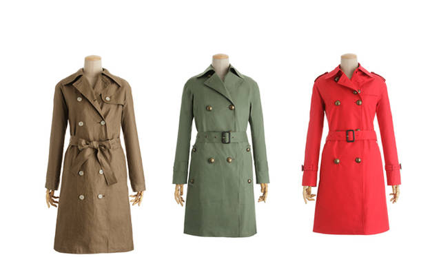 <strong>MACKINTOSH｜マッキントッシュ</strong>  MINGULAY／ミングレイ（布帛）10万2900円、 DEARG／デアルグ（ゴム引き）13万6500円、 DOLLAR／ダラー（布帛）10万2900円