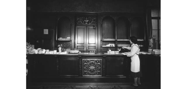 <strong>写心気 042</strong> Photo by 立木義浩