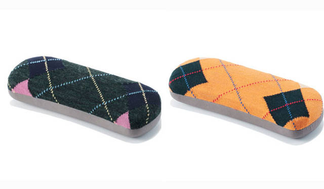 <strong>Continuer｜コンティニュエ</strong>　「Continuer×ANTIPAST」別注メガネケース 