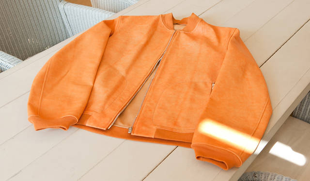 <strong>TOMORROWLAND｜トゥモローランド</strong>　「QUAI DE VALMY」レザーブルゾン18万9000円（トゥモローランド）