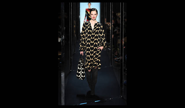 <strong>DIANE VON FURSTENBERG｜ダイアン フォン ファステンバーグ</strong> 2011年秋冬コレクション速報