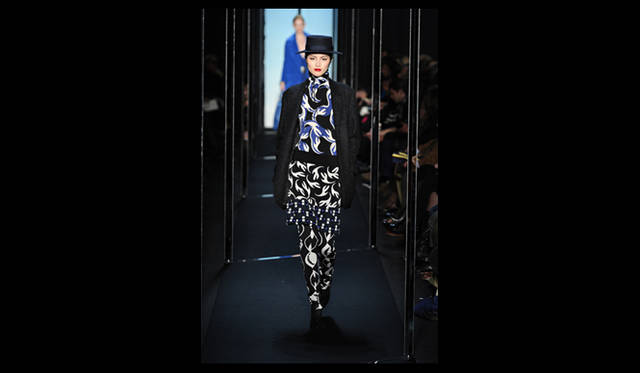 <strong>DIANE VON FURSTENBERG｜ダイアン フォン ファステンバーグ</strong> 2011年秋冬コレクション速報
