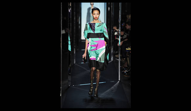 <strong>DIANE VON FURSTENBERG｜ダイアン フォン ファステンバーグ</strong> 2011年秋冬コレクション速報