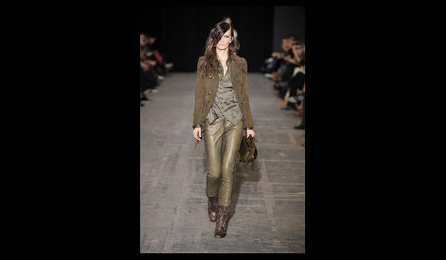 <strong>DIESEL BLACK GOLD｜ディーゼルブラックゴールド</strong> 2011年秋冬コレクション速報