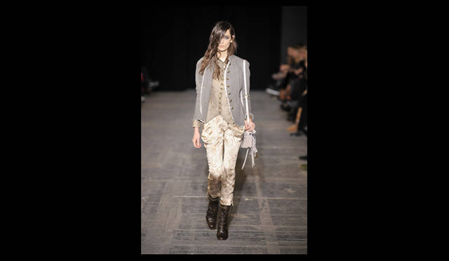 <strong>DIESEL BLACK GOLD｜ディーゼルブラックゴールド</strong> 2011年秋冬コレクション速報