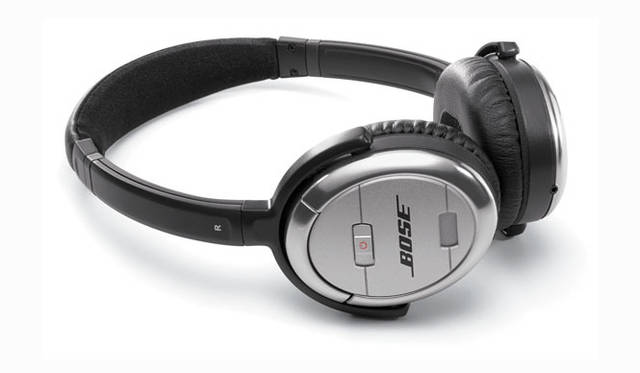 <strong>BOSE｜ボーズ</strong>　オンイヤータイプ「QuietComfort<sup>®</sup>3」
