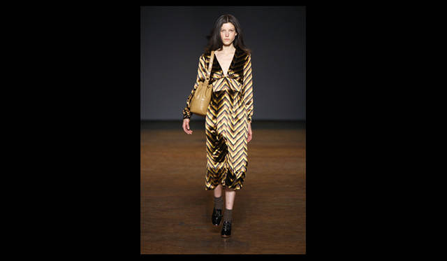 <strong>MARC BY MARC JACOBS｜マーク バイ マーク ジェイコブス</strong> 2011年秋冬コレクション速報