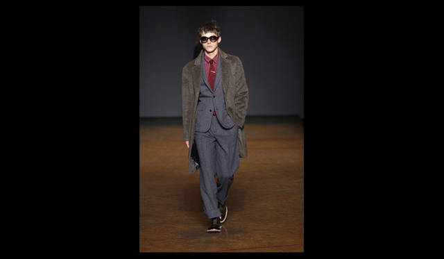 <strong>MARC BY MARC JACOBS｜マーク バイ マーク ジェイコブス</strong> 2011年秋冬コレクション速報