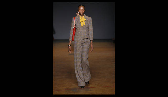 <strong>MARC BY MARC JACOBS｜マーク バイ マーク ジェイコブス</strong> 2011年秋冬コレクション速報