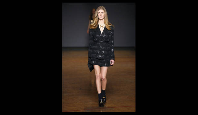 <strong>MARC BY MARC JACOBS｜マーク バイ マーク ジェイコブス</strong> 2011年秋冬コレクション速報