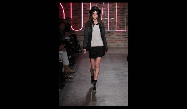 <strong>DKNY</strong> 2011年秋冬コレクション速報