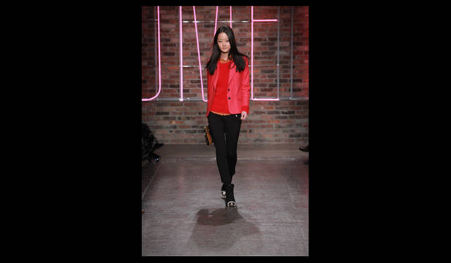 <strong>DKNY</strong> 2011年秋冬コレクション速報