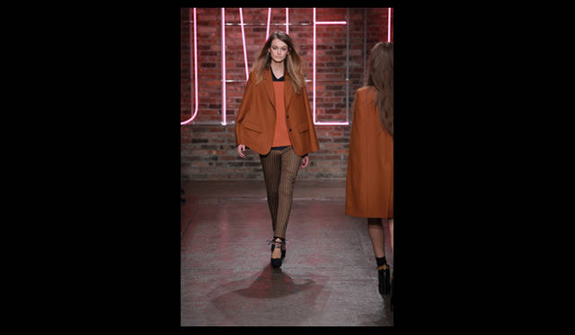<strong>DKNY</strong> 2011年秋冬コレクション速報