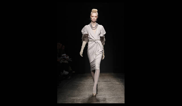 <strong>DONNA KARAN NEW YORK｜ダナ キャラン ニューヨーク</strong> 2011年秋冬コレクション速報