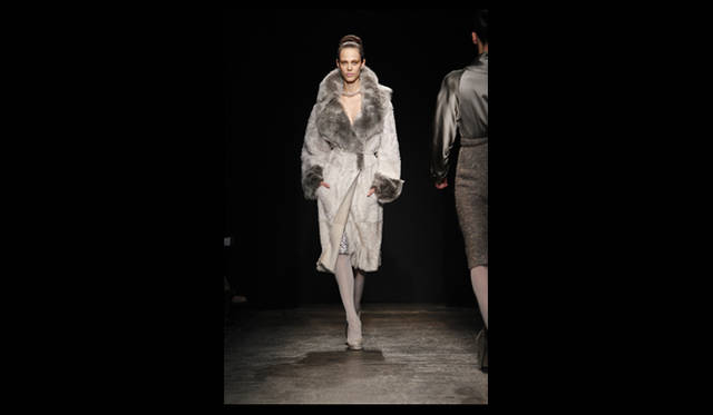 <strong>DONNA KARAN NEW YORK｜ダナ キャラン ニューヨーク</strong> 2011年秋冬コレクション速報